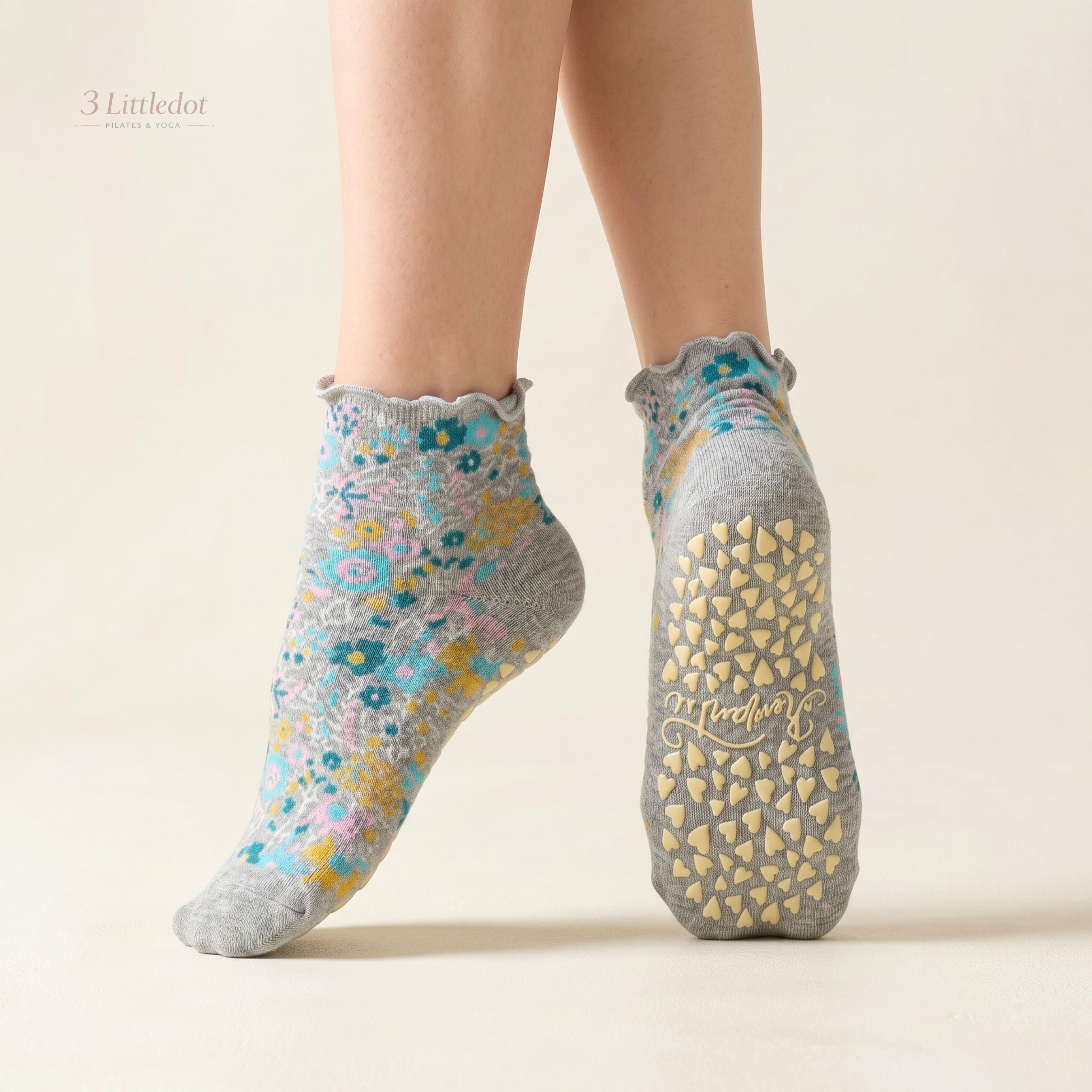 Studio Grace | ‘Vintage Bloom’ Low-Cut Grip Socks