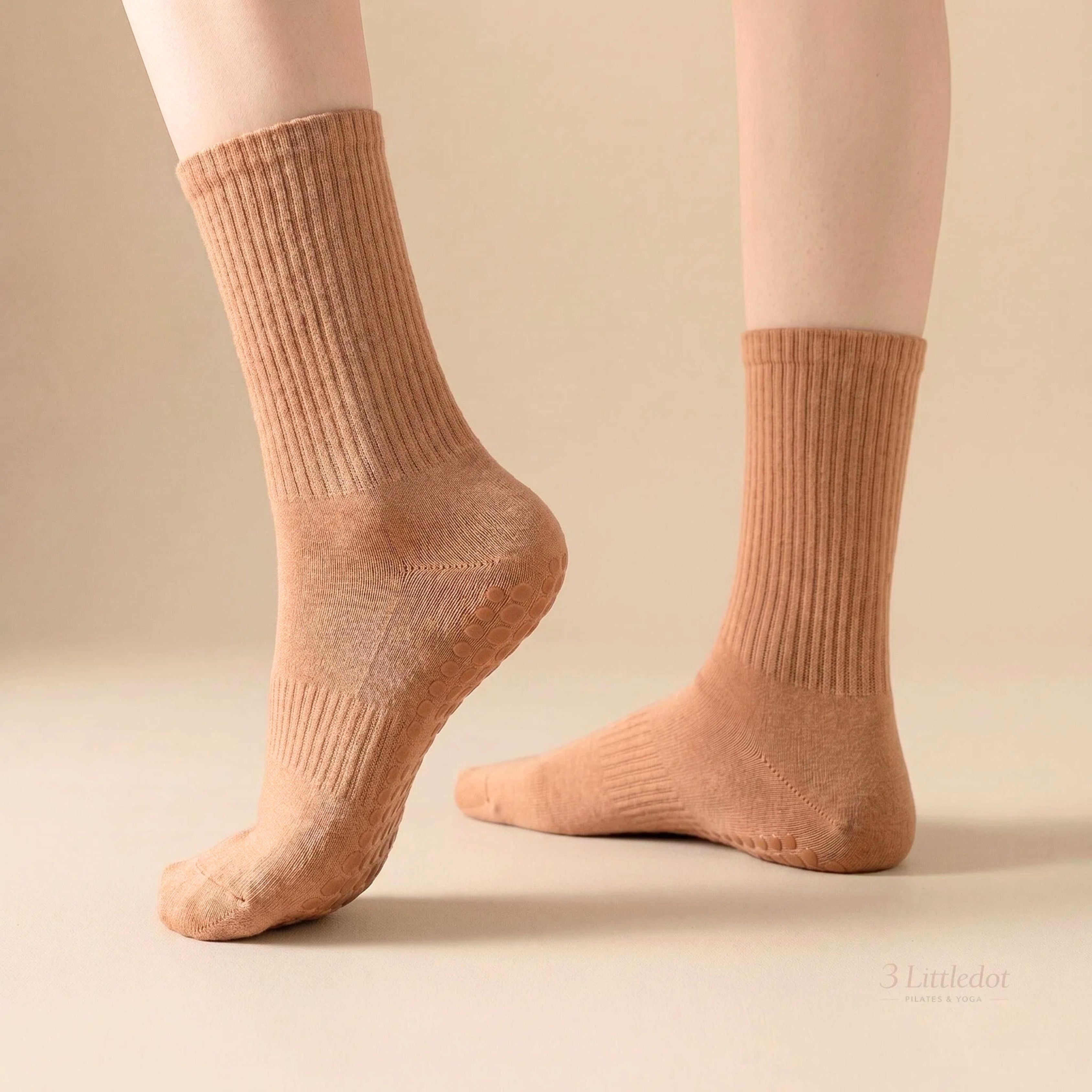 Everyday Dot | Mid-Calf Grip Socks