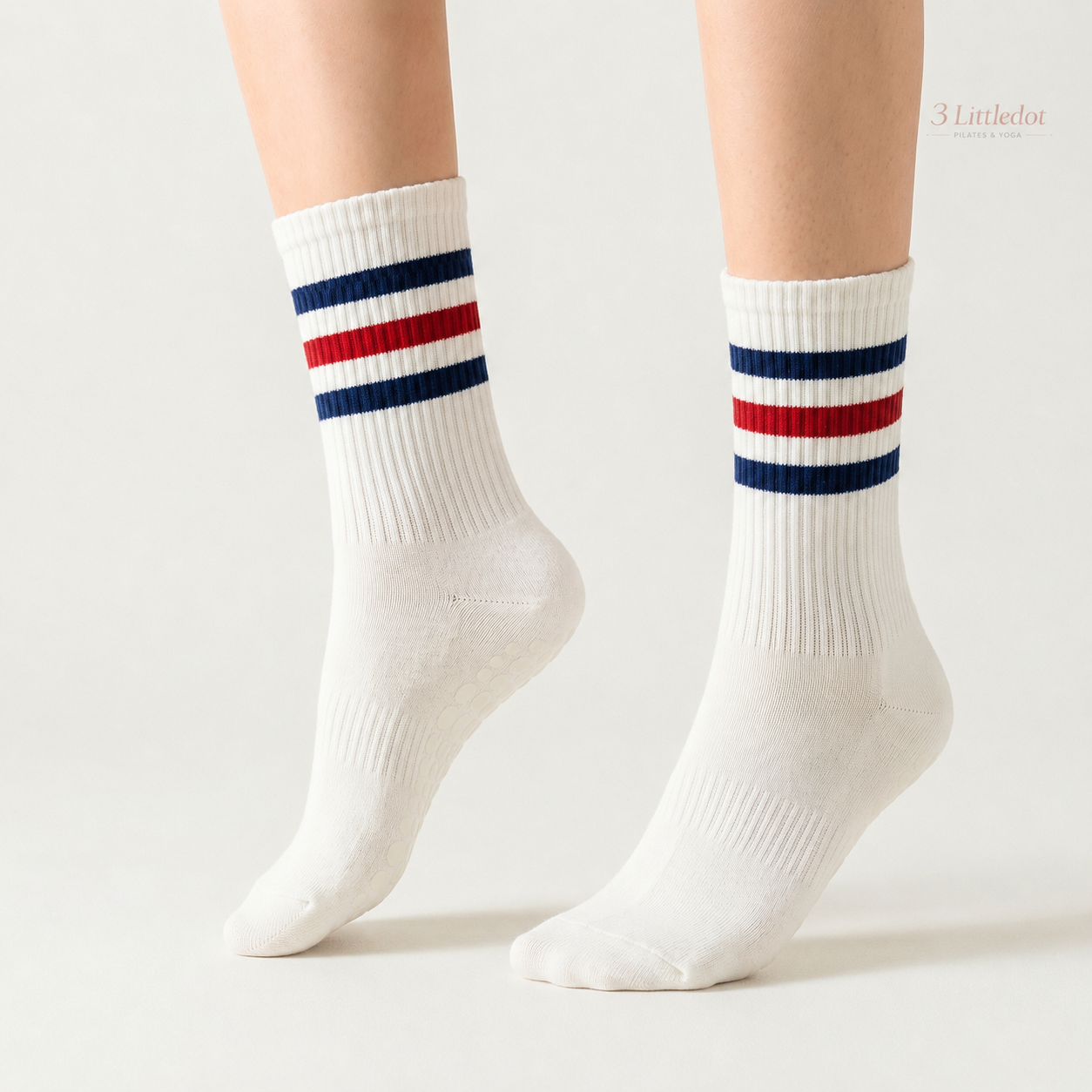 Varsity Club | Triple-Stripe Crew Grip Socks