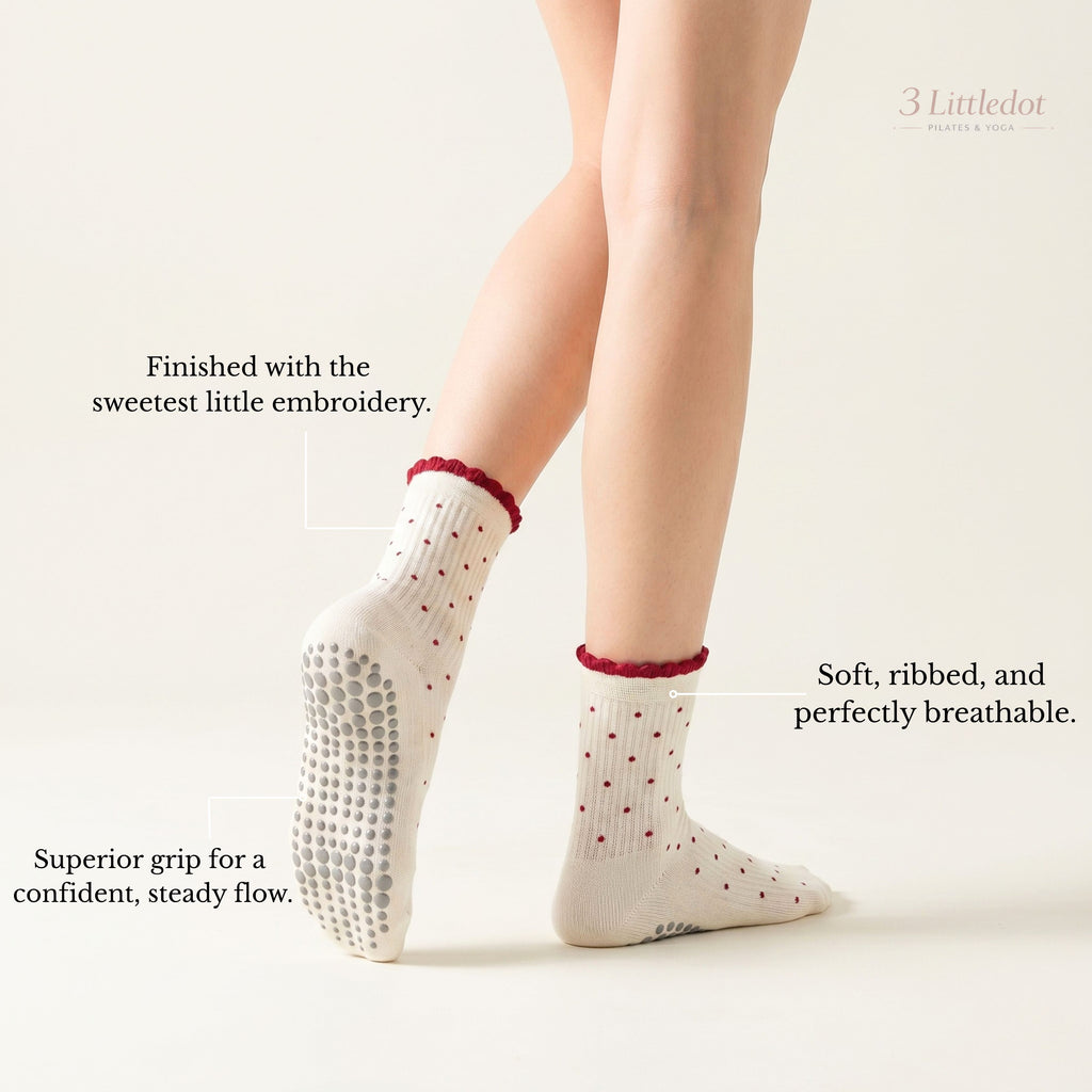 Studio Grace | ‘Dainty Dot Ruffle’ Crew Grip Socks