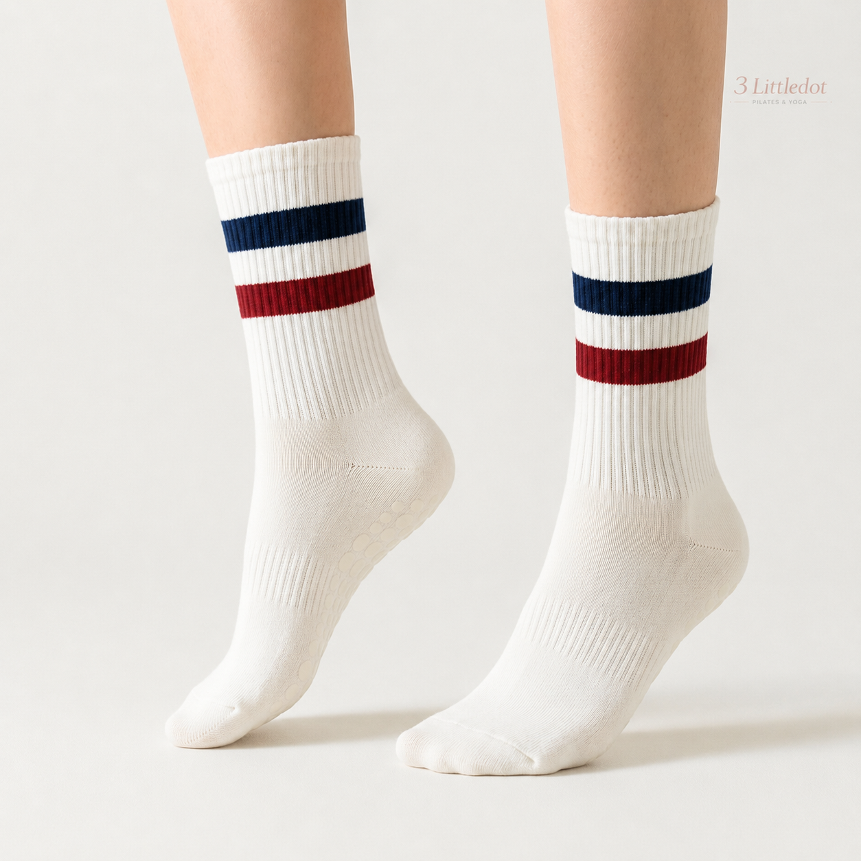 Varsity Club | Triple-Stripe Crew Grip Socks