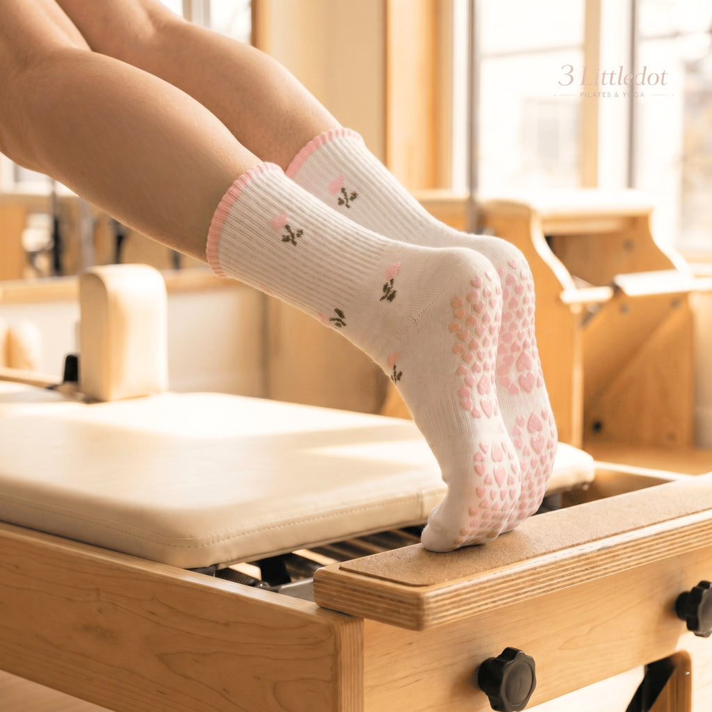 Little Joy | Tiny Motif Crew Grip Socks