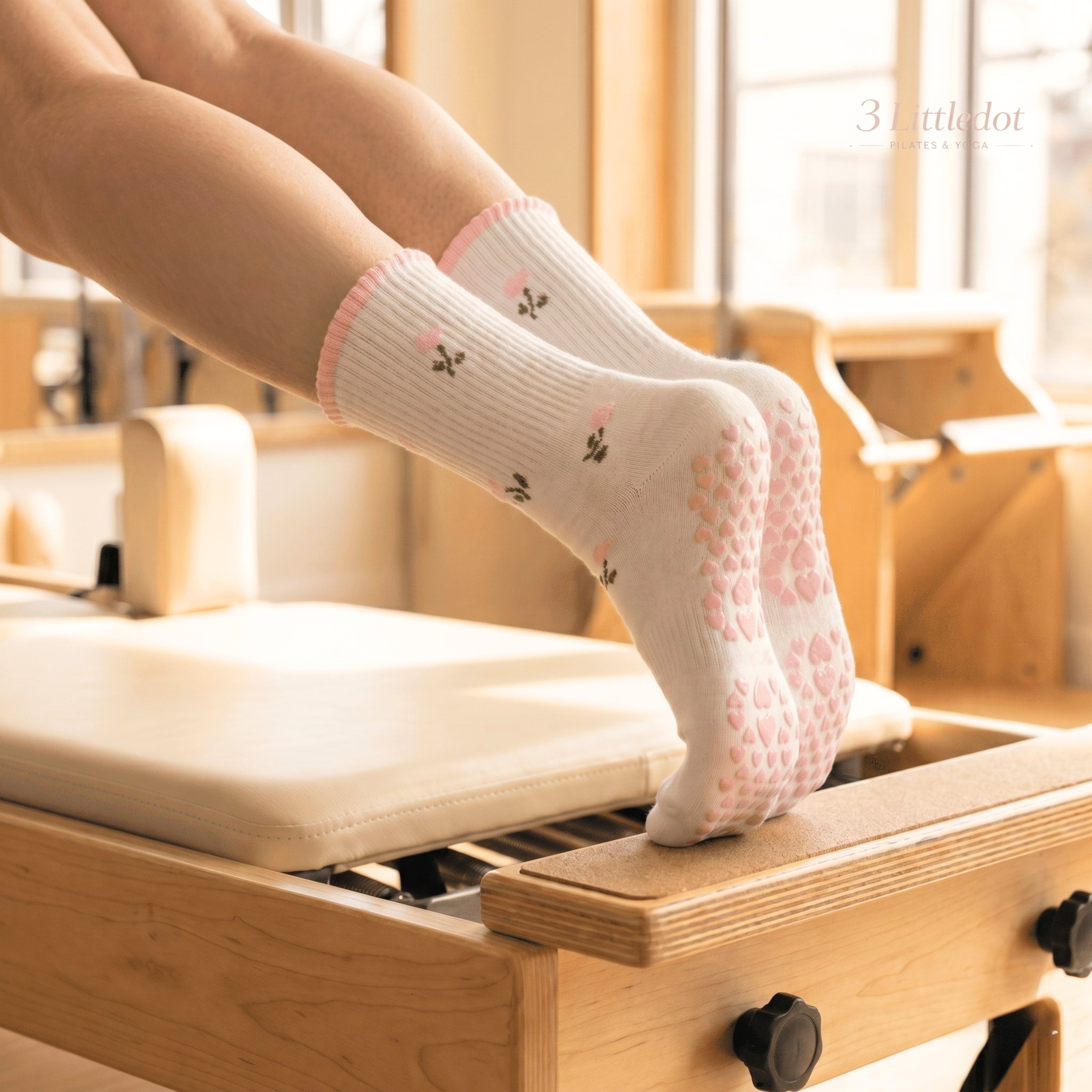 Little Joy | Tiny Motif Crew Grip Socks