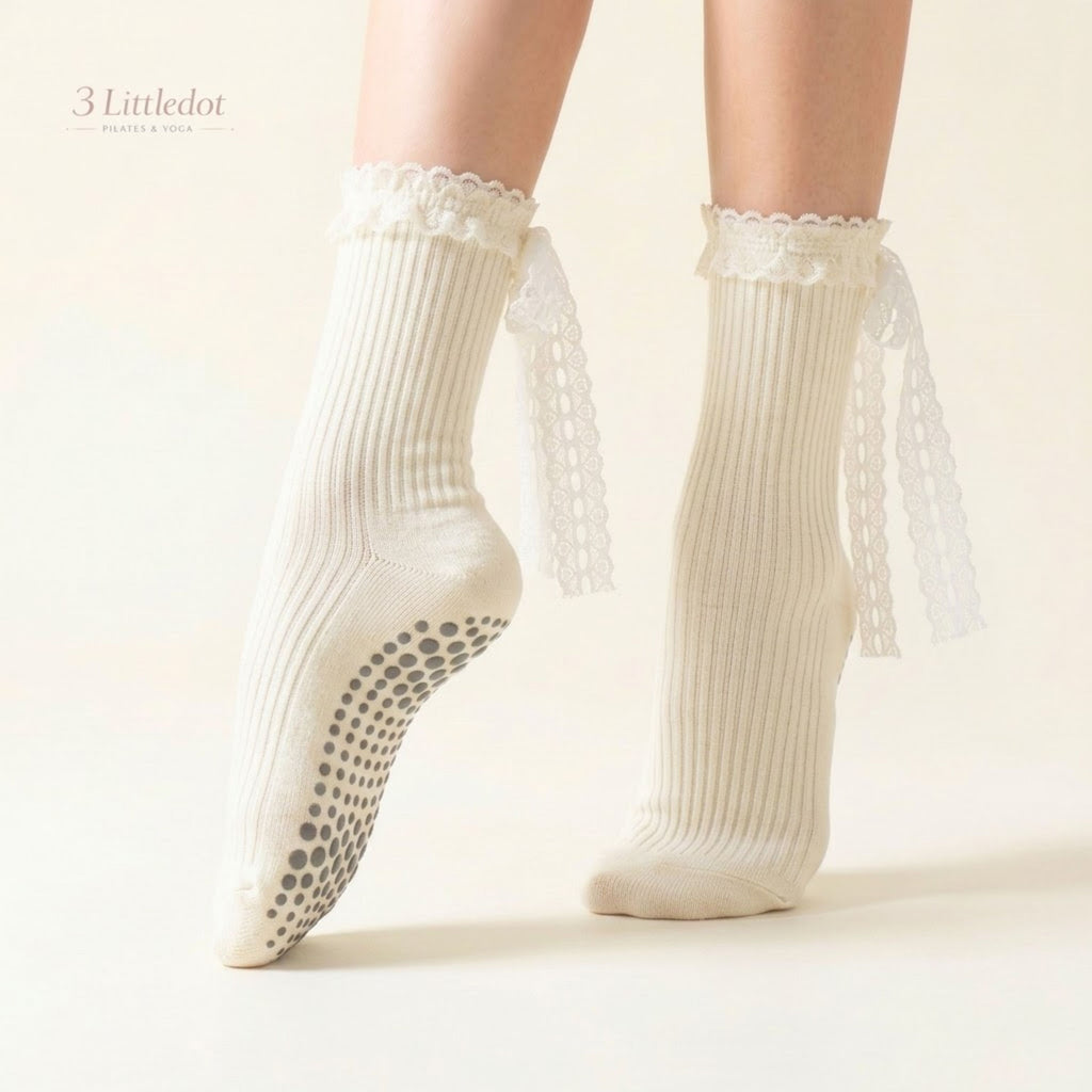 Studio Grace | Lace Ribbon Crew Grip Socks