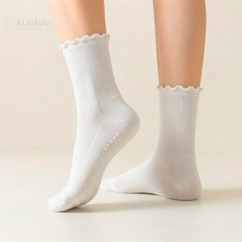 Everyday Dot | Ruffle Crew-Grip Socks
