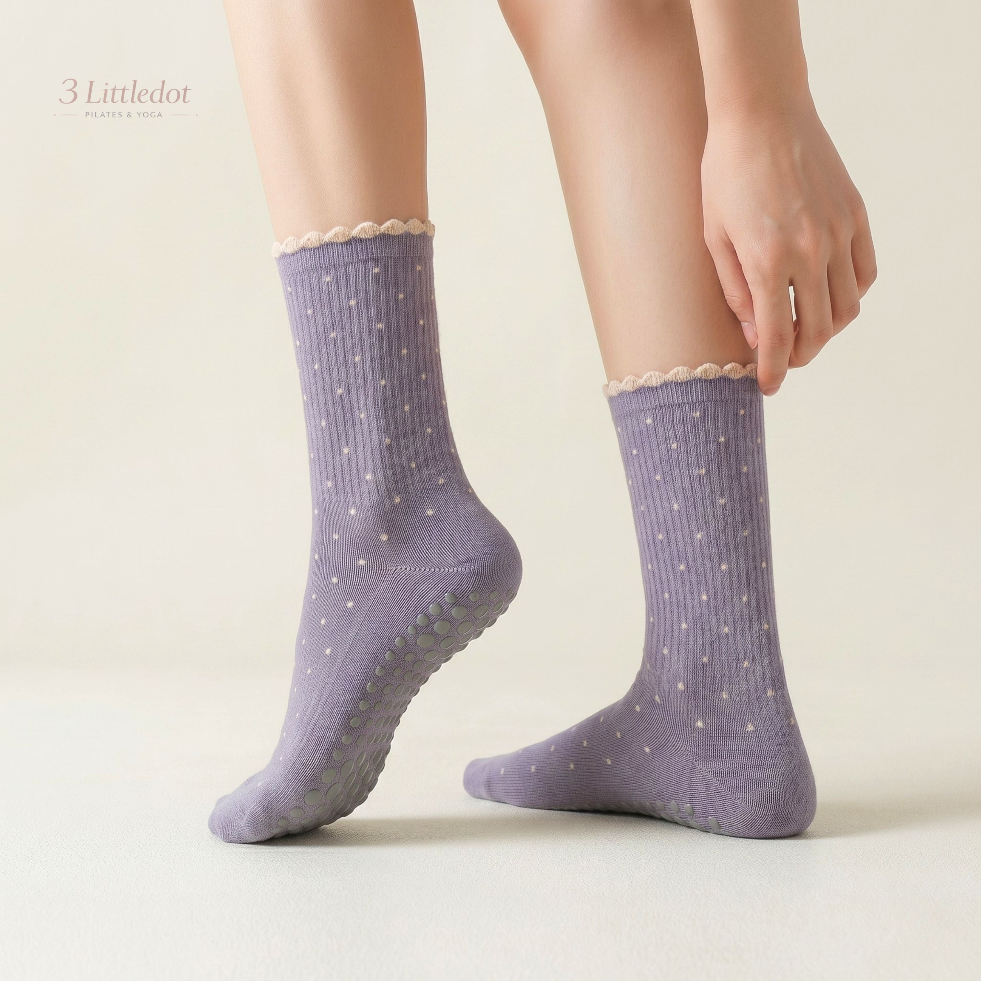 Studio Grace | ‘Dainty Dot Ruffle’ Crew Grip Socks