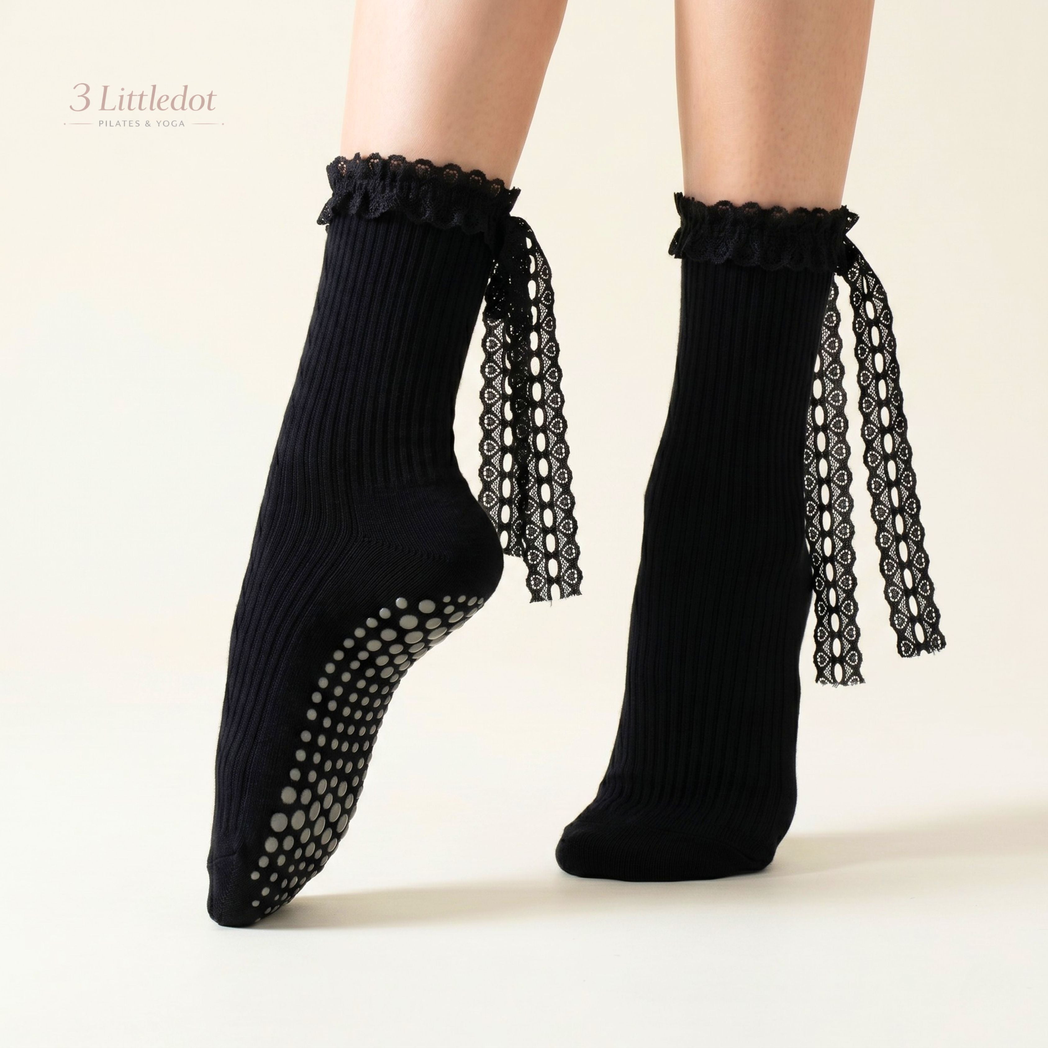 Studio Grace | Lace Ribbon Crew Grip Socks
