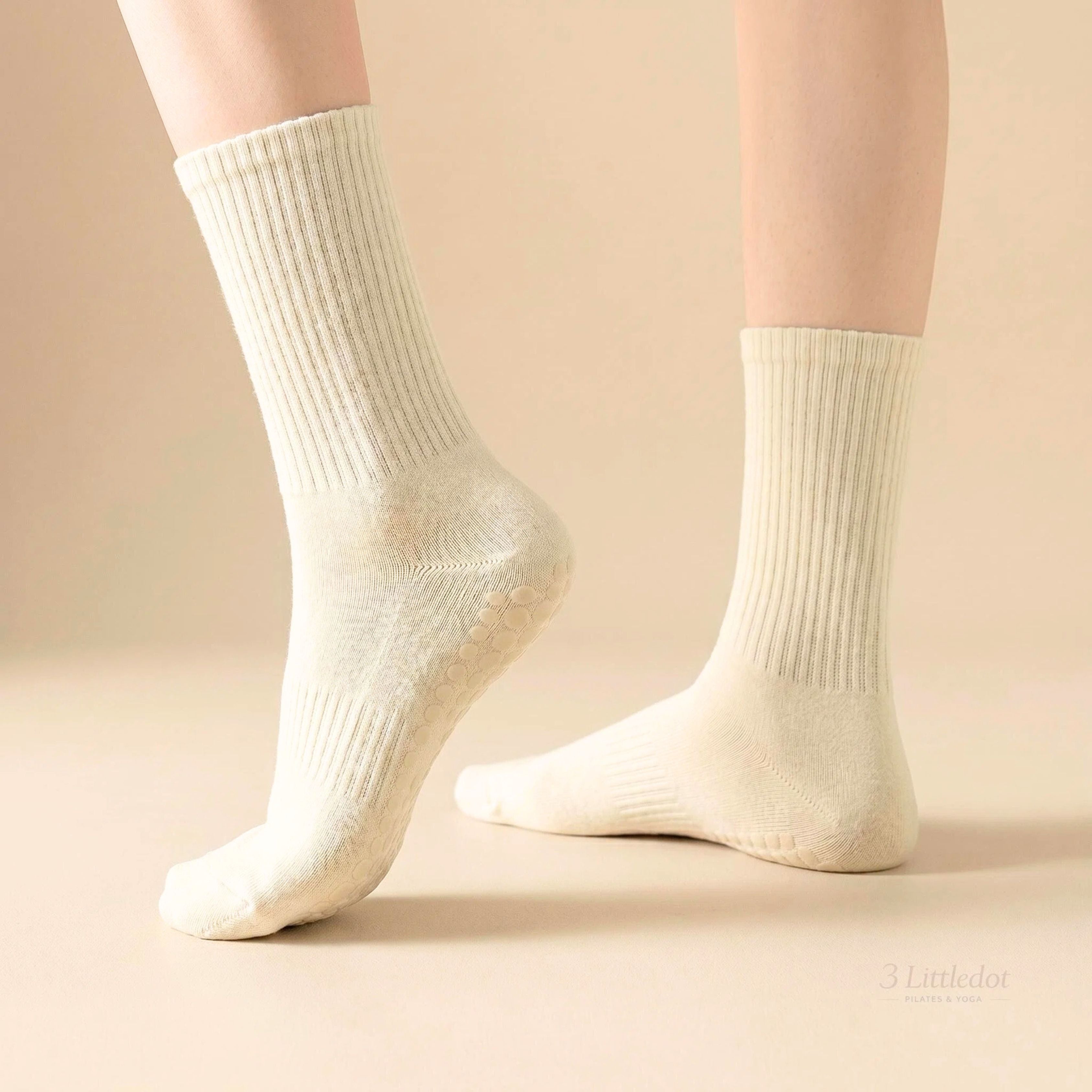 Everyday Dot | Mid-Calf Grip Socks