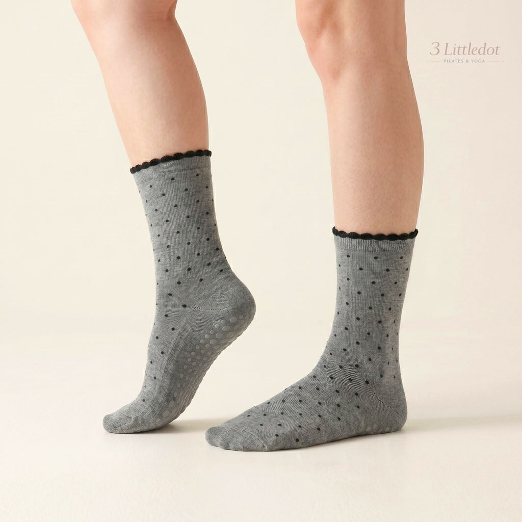 Studio Grace | ‘Dainty Dot Ruffle’ Crew Grip Socks