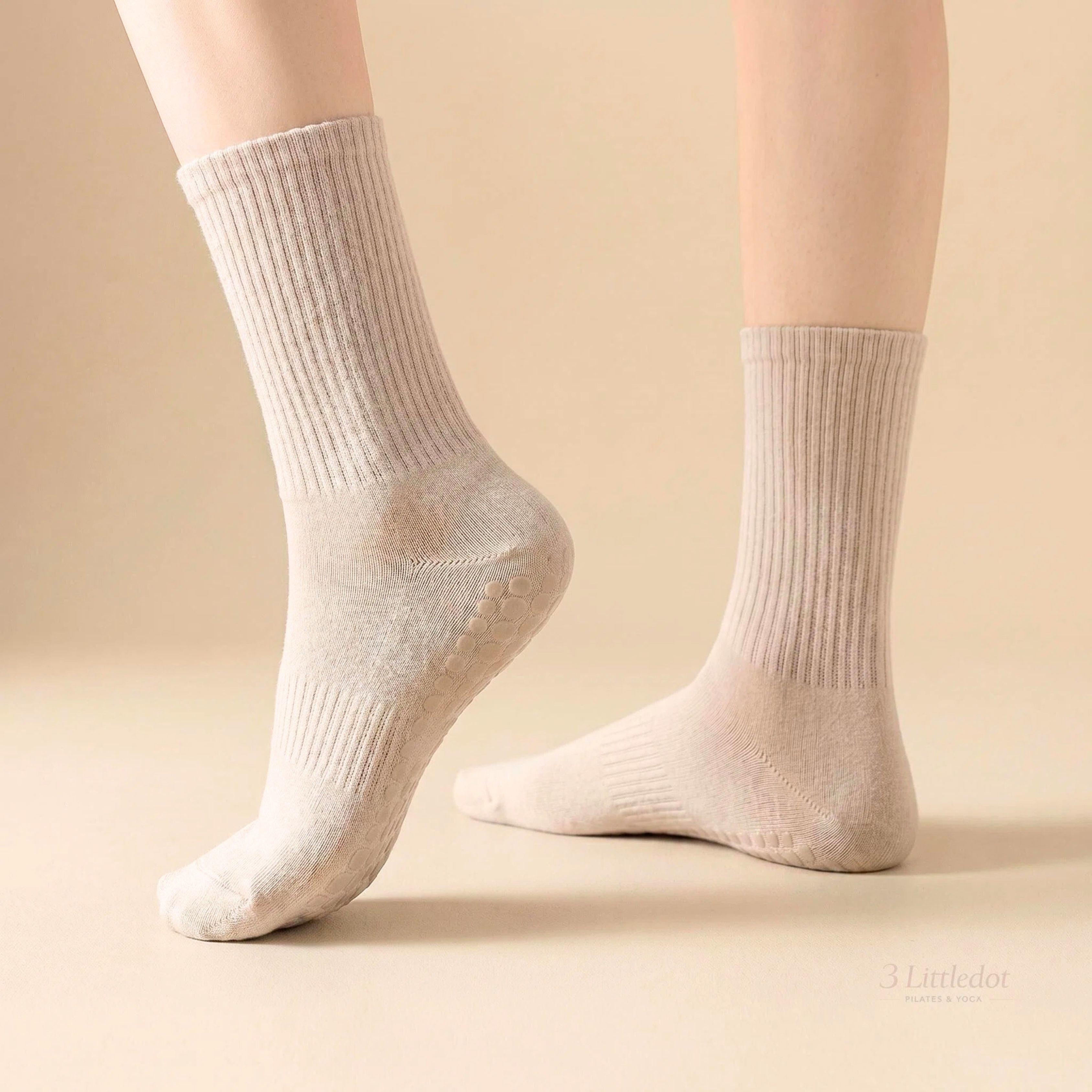 Everyday Dot | Mid-Calf Grip Socks