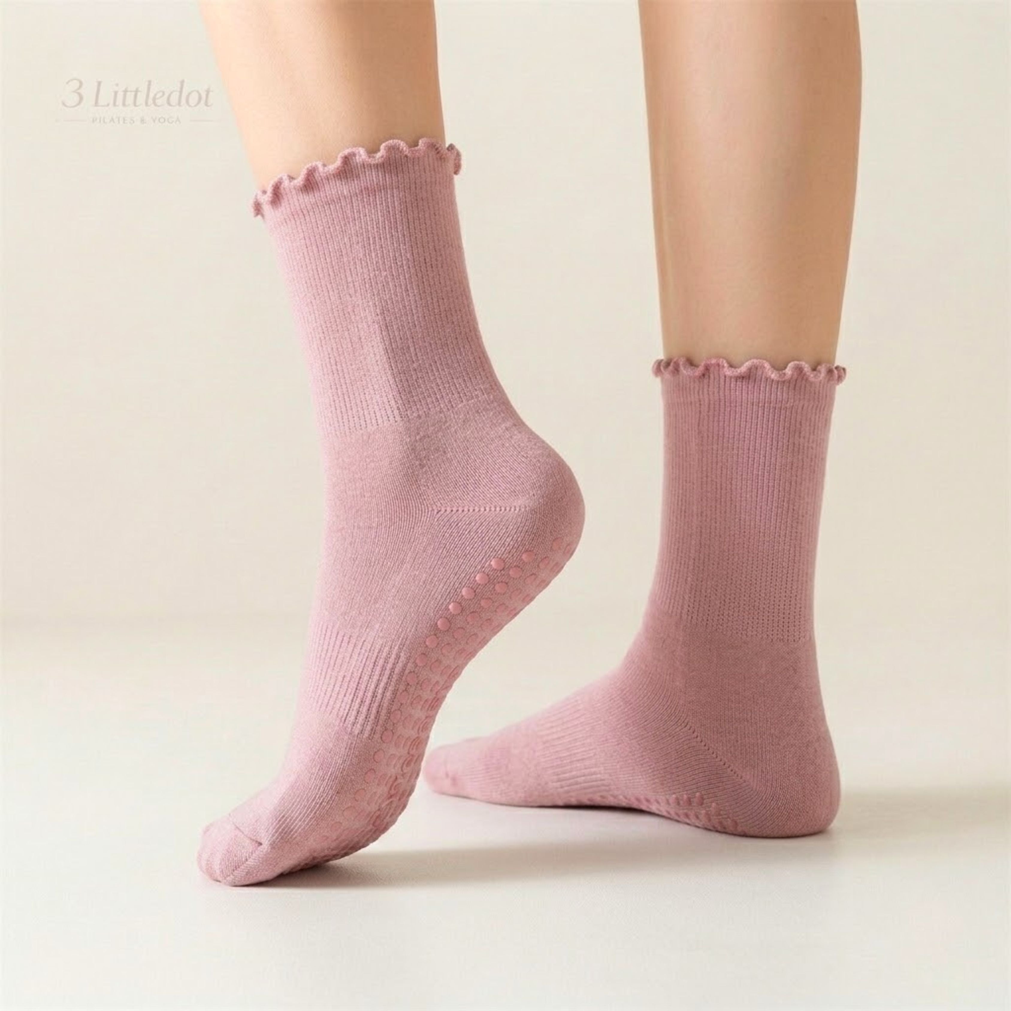 Everyday Dot | Ruffle Crew-Grip Socks