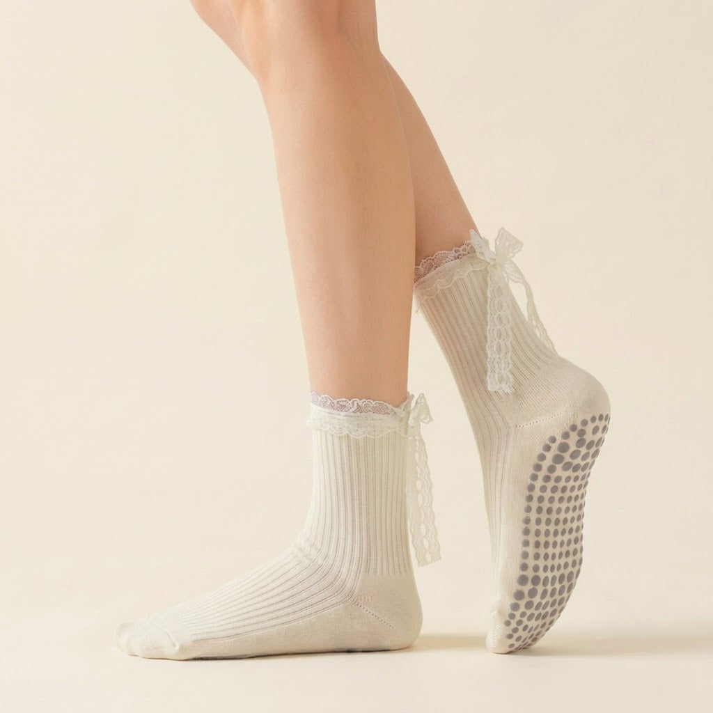 Studio Grace | Lace Ribbon Crew Grip Socks