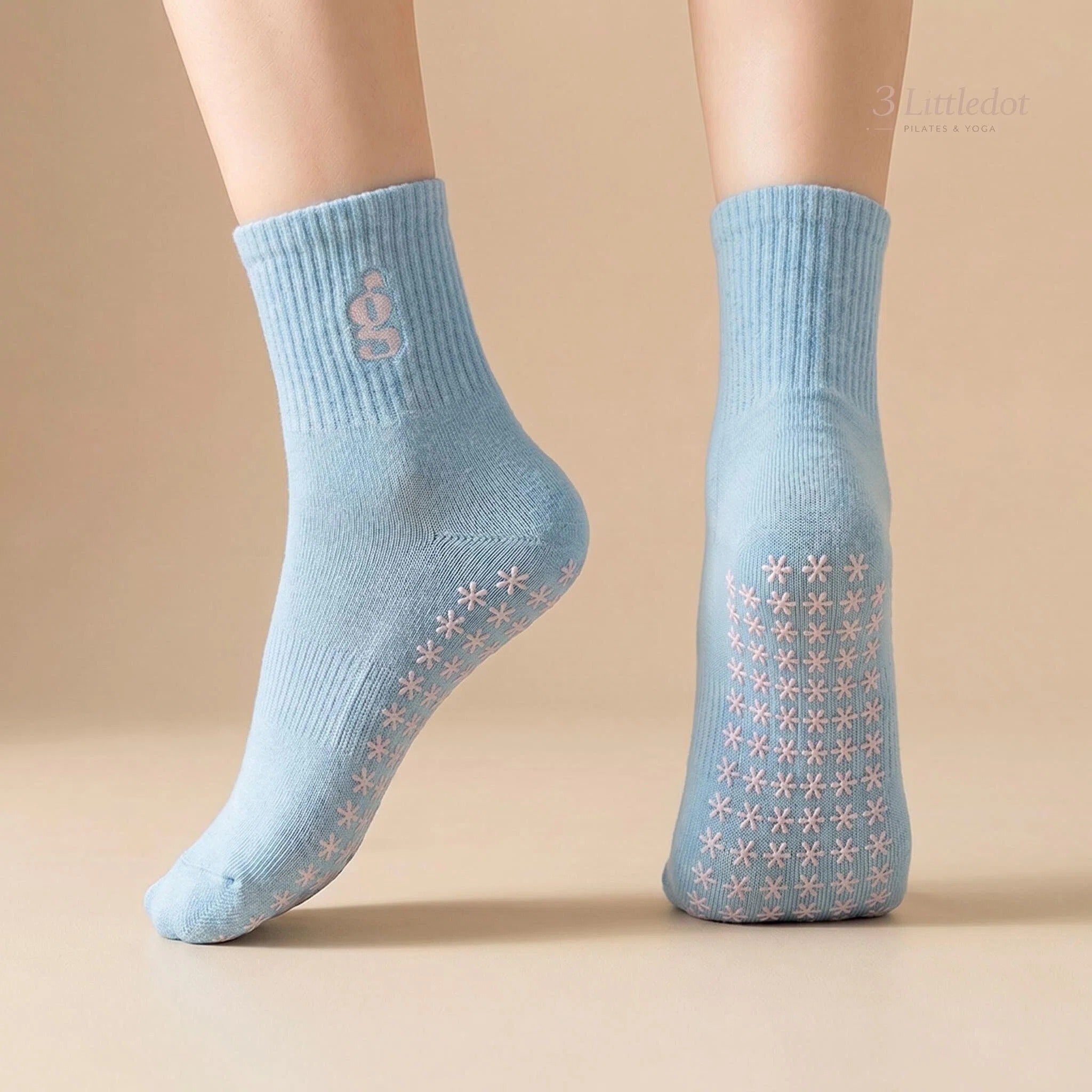 Varsity Club | Soft Stripe Crew Grip Socks